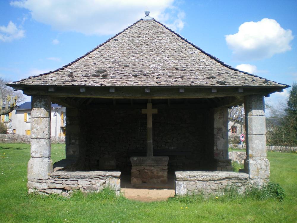 Oratoire de l'église Saint-Pierre de canet de Salars