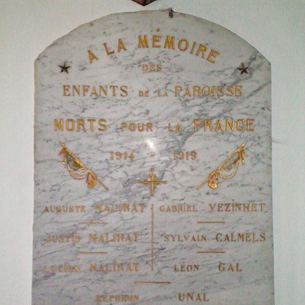 Vue de la plaque commémorative à l'intérieur de l'église de La Clau - Arnaud Villefranque